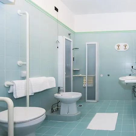 Готель Al Prater 3*